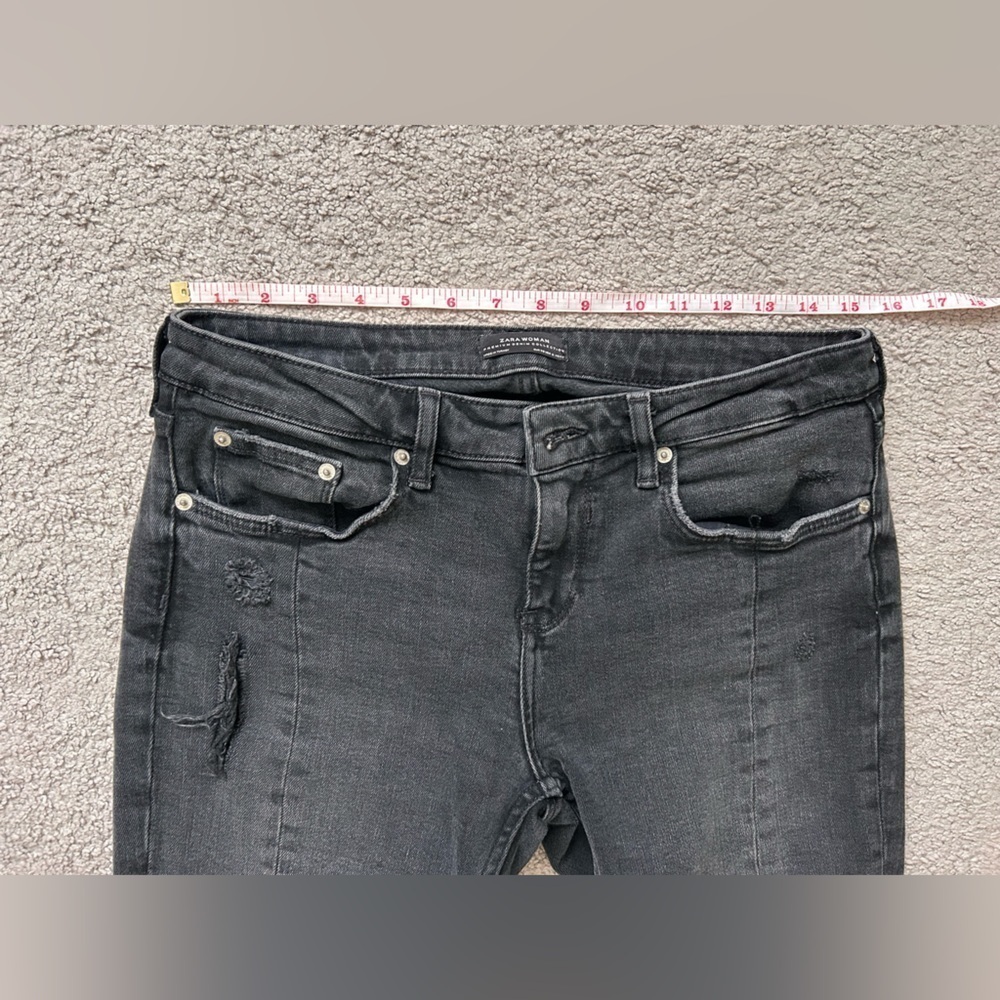 Zara Ripped Jeans - Picture 4 of 6
